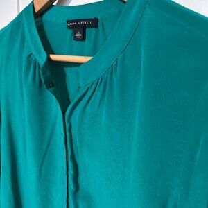 Banana Republic Green Silk Blouse
